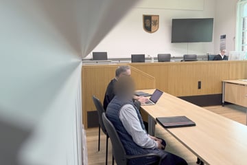 Schüler angefahren: Angeklagter kommt mit Schmerzensgeld davon