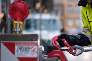 Köln: Straße abgesackt und unterspült: Wichtige Kreuzung in Köln nur noch teilweise gesperrt