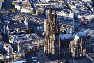 Polizei rüstet sich für Großeinsätze: Das kommt am Wochenende auf die Kölner zu!