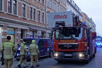 Dresden: Küchenbrand in der Neustadt: Person leicht verletzt!