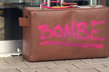 Bomben-Alarm in Hanau: Fahndung nach Mann mit olivgrüner Jacke