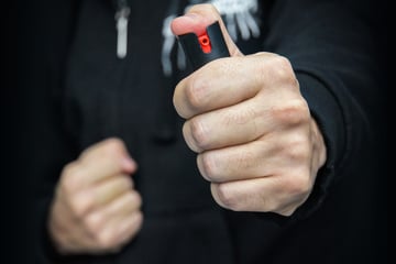 Chemnitz: Reizgas-Attacke nach Auseinandersetzung: Vier Verletzte auf Sonnenberg