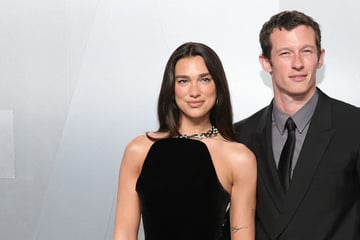 Ganz still und heimlich: Dua Lipa und Callum Turner feiern Vermählung