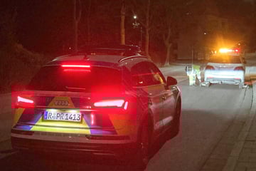 Wilde Verfolgungsjagd: Mercedes rast mit 240 km/h davon