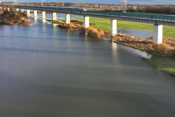 Es soll weiter regnen: Hochwasserwarnung für die Weiße Elster!