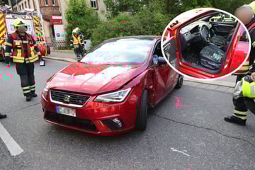Auto prallt mit Motorroller in Chemnitz zusammen - Kind verletzt