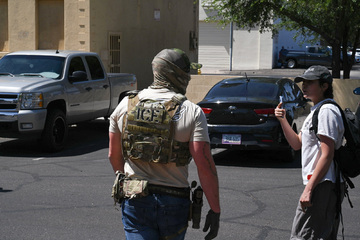 ICE agents swarm immigration courts in bid to fast-track deportations