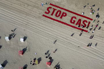 Fridays for Future protestiert an Nordseestrand