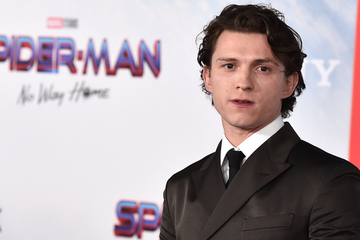 "Spider Man"Star Tom Holland arbeitet inkognito in einer Bar, doch dann erfährt sein Chef davon