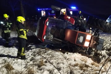 Unfall im Harz: Betrunkener Fahrer steuert Traktor in den Graben