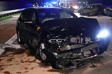 Unfall A17: Unfall auf A17 bei Dresden: BMW-Fahrer rast in Seat, mehrere Schwerverletzte!