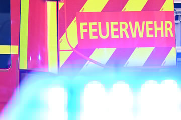 Heldenhafter Einsatz bei Feuer in Unterkunft: Mann schafft es, zwei Kollegen ins Freie zu bringen