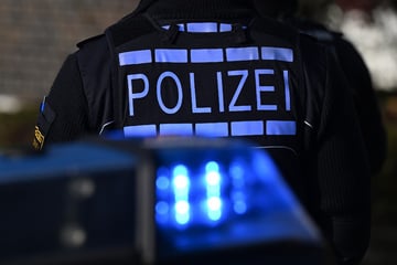 Horror auf Nachhauseweg: Frau wird plötzlich gepackt, dann versucht er, sie zu vergewaltigen