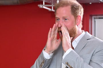 Prince Harry reportedly had shockingly close calls with known stalker in London!