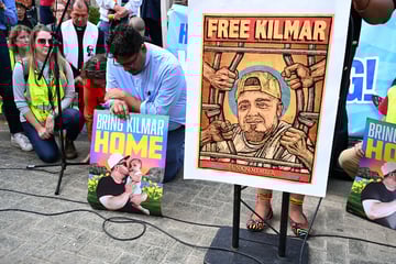 Kilmar Abrego Garcia to be deported to Liberia in "cruel and unconstitutional" move
