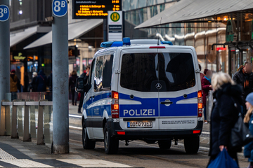 Chemnitz: Schlägerei an Chemnitzer Zentralhaltestelle: Zwei junge Männer geraten aneinander