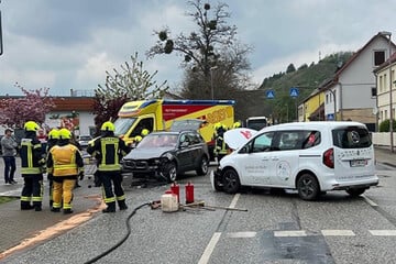 Crash beim Abbiegen: Hoher Schaden im Harz