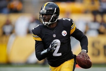 Michael Vick says he plans to stay off the football field