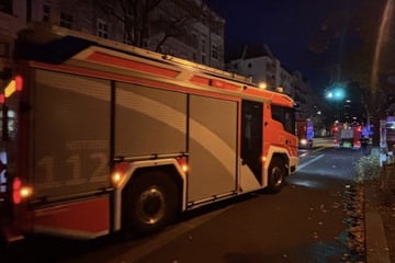 Berlin: Feuer-Drama in Friedrichshain: Bewohner rettet sich aus brennender Wohnung
