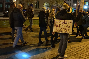 Politiker beleidigt? Mehr als 4000 Menschen bei Montags-Demos in Sachsen-Anhalt