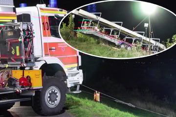 Anhänger löst sich während der Fahrt und sorgt für Großeinsatz der Feuerwehr