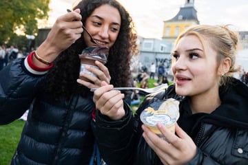 Löffel verboten: Darum essen Menschen ihren Pudding plötzlich mit der Gabel