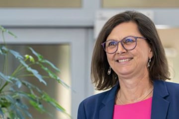 München: Nach Knie-OP: Ilse Aigner muss sich im Homeoffice erholen