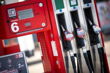 Junger Mann klaut 3000 Liter Diesel an der Tanke und flieht vor Polizei