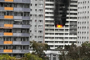 Berlin: Zwei Verletzte bei Hochhausbrand in Lichtenberg: Erst Feuer, dann Wasserschaden