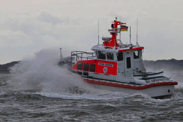 Schwimmer vermisst: Rettungseinsatz auf der Ostsee