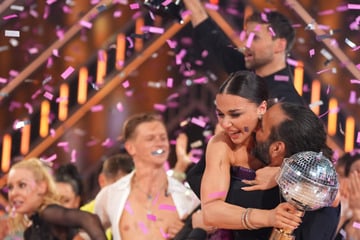 Let's Dance: Spektakel und Kuss-Moment bei "Let's Dance": Dieses Paar gewinnt die Profi-Challenge