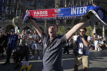 München: CL-Finale in München: Fans feiern, bislang alles friedlich