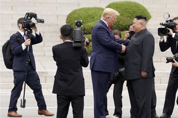 Trump makes surprise "nuclear power" remark about North Korea amid rumors of Kim meeting