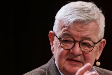 Ex-Außenminister Joschka Fischer fordert Comeback der Wehrpflicht