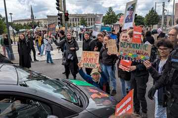 Leipzig: "Letzte Generation" blockiert Leipziger Innenstadtring