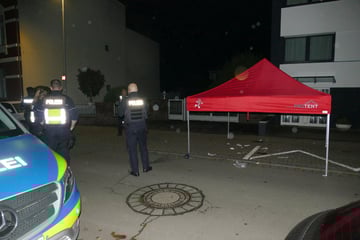 Messerattacke: Blutige Nacht in Siegburg: Mann auf offener Straße mit Messer attackiert