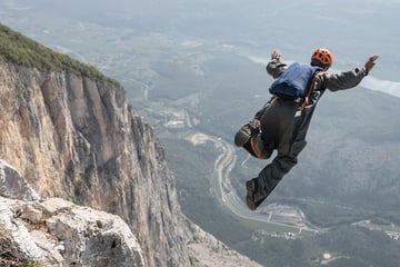 Wingsuit versagt bei Sprung aus 200 Metern Höhe: Base-Jumper kracht in den Tod