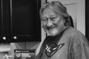 Star-Tätowierer Greg James stirbt mit 71 Jahren