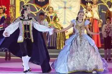 Dresden: Als Musical in Dresden: Aschenputtel geht aufs Eis