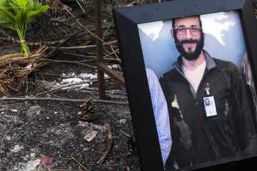 Alex Pretti: Man shot dead by ICE agents was ICU nurse who "wanted to make a difference in this world"