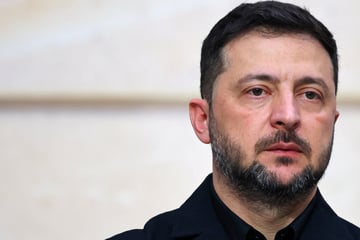 Zelensky reacts to revised US plan and urges "further active cooperation" from Trump