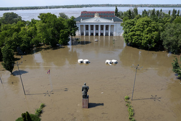 Ukraine dam explosion among "largest disasters" in decades as thousands put at risk
