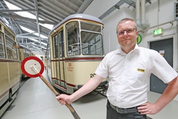 Dresden: Zeitreise im Dresdner Oldtimer: Berolina, Tatra und Ikarus gehen wieder auf Tour