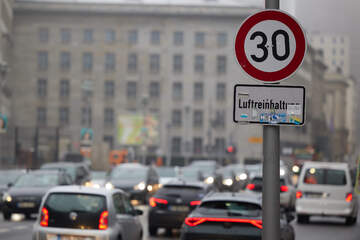 Berlin: Berlin hebt Tempo-30-Limit auf 23 Hauptstraßen auf