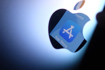 Federal judge strikes down Texas law regulating kids' access to app stores