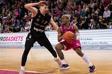 Telekom Baskets Bonn feiern 16. Sieg in Folge und marschieren Richtung Meisterschaft