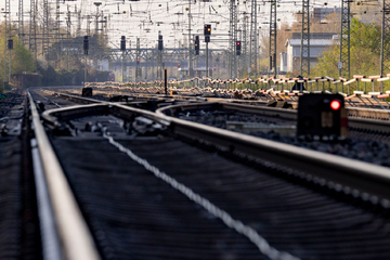 Fahrgäste in Ostsachsen vom Zugverkehr abgeschnitten: Das ist der Grund!