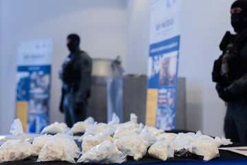 Mega-Schlag gegen Drogen-Hersteller: Auch drei Labore in NRW ausgehoben