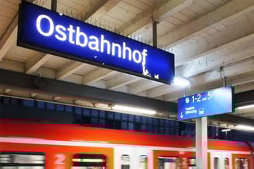 München: Telefonat am Bahnhof stört: Frau wirft Sandale