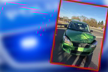 Škoda kollidiert mit Linienbus: Fahrer muss in Klinik